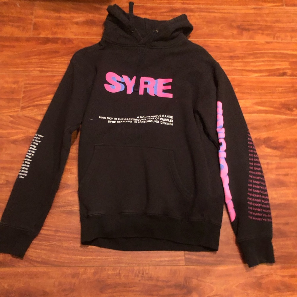 SYRE hoodie